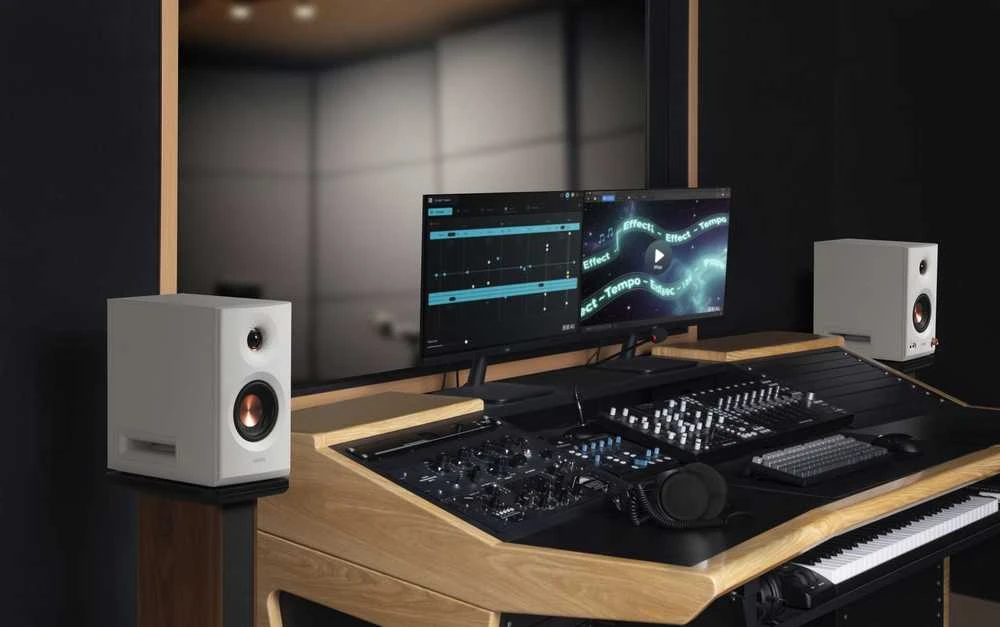Kompiuterio kolonėlės Edifier MR5 | Tri-amped Studio Monitorius Speakers | 110 W | Bluetooth | Belaidė jungtis | 101 dB | Baltas