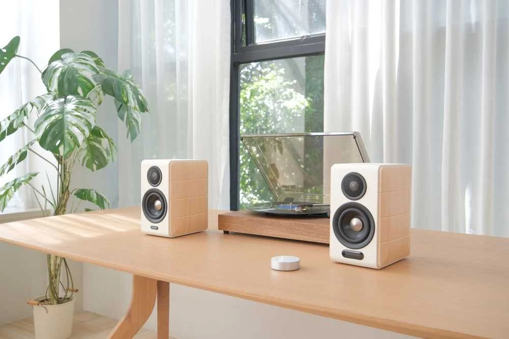 Kompiuterio kolonėlės Edifier 2.0 Active Hi-Fi Speaker | S880DB MKII | Bluetooth | Belaidė jungtis | Baltas