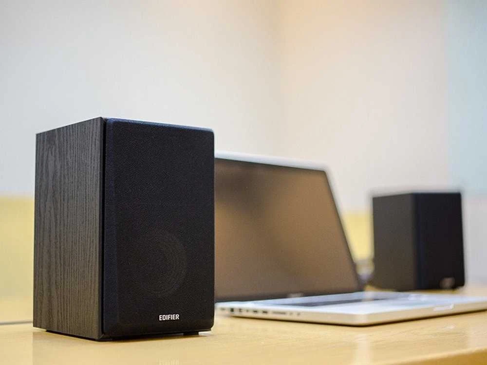 Kompiuterinės kolonėles Edifier R980T, Speaker type 2.0, 3.5mm, 24 W, Juodos spalvos