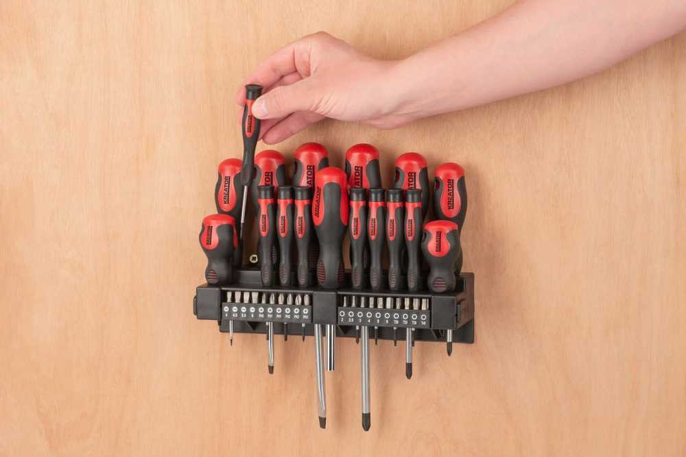 Kreator KRT400010 - Set of screwdrivers and bits 37pcs