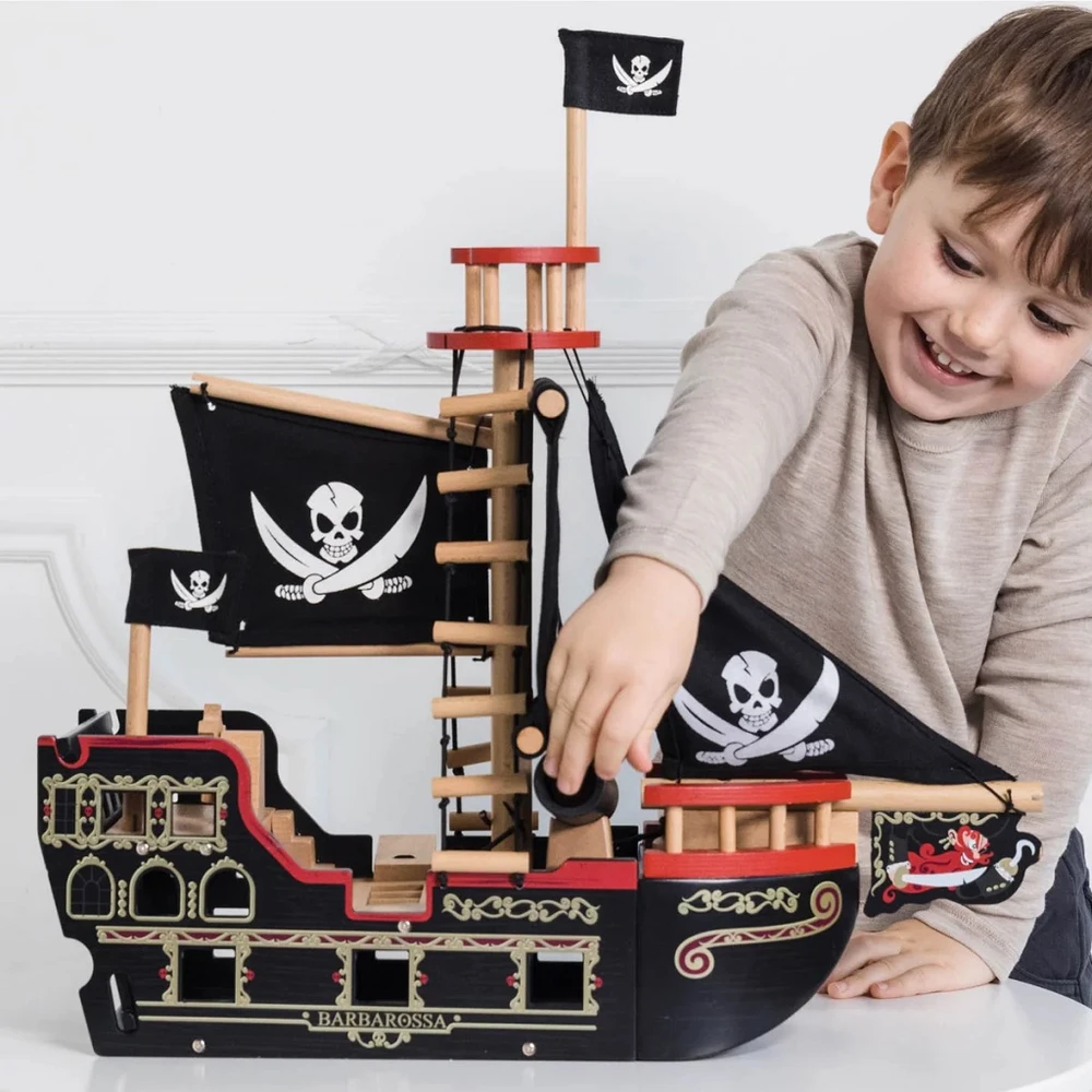 Le Toy Van Medinis Barborossa piratų laivas