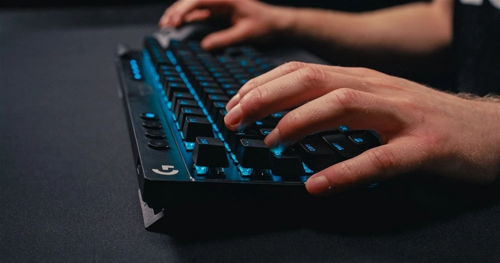 Žaidimų klaviatūra Logitech G Pro X TKL Lightspeed, US išdėstymas, Juodos spalvos