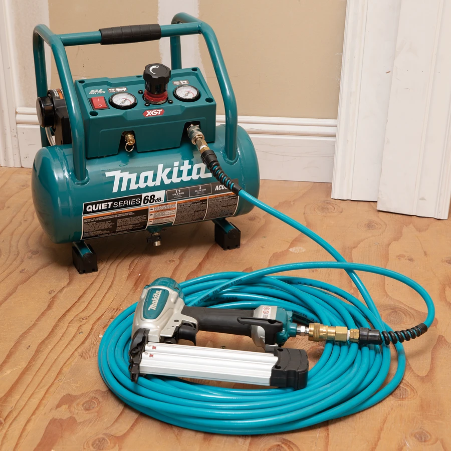 Makita AC001GZ Akumuliatorinis XGT® oro kompresorius 40V 34 L/MIN BL-M, be alyvos, Be akumuliatorių ir kroviklio!