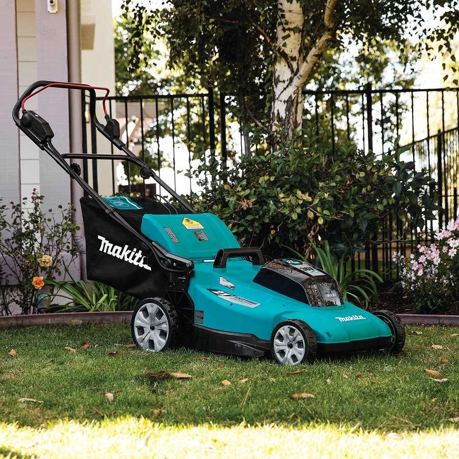 Makita DLM538Z akumuliatorinė vejapjovė 2 x 18 V, 53 cm, 4 viename (pjovimas / surinkimas / mulčiavimas / išmetimas į galą), 25,5kg, plastikinis korpusas, be akumuliatorinio ir krovinio
