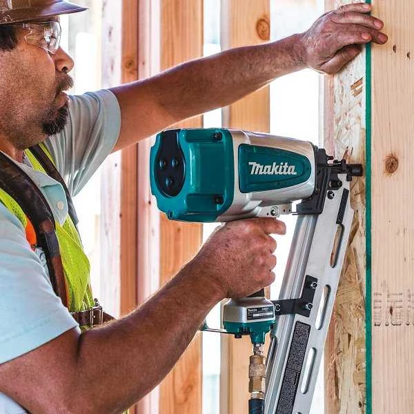 Pneumatinis viniakalis Makita AN924