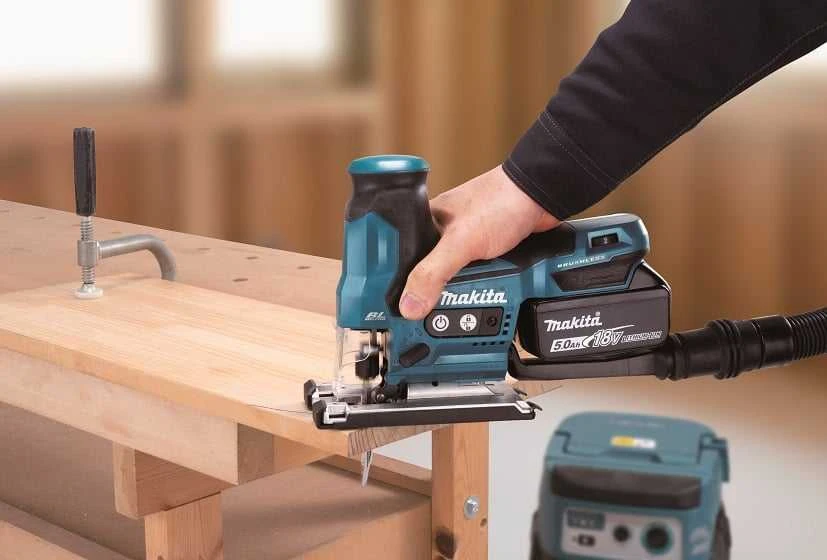 Makita DJV185Z Akumuliatorinis siaurapjūklis 18 V Li-ion, BL-motor, Cilindro formos rankena, Be akumuliatorių ir kroviklio!