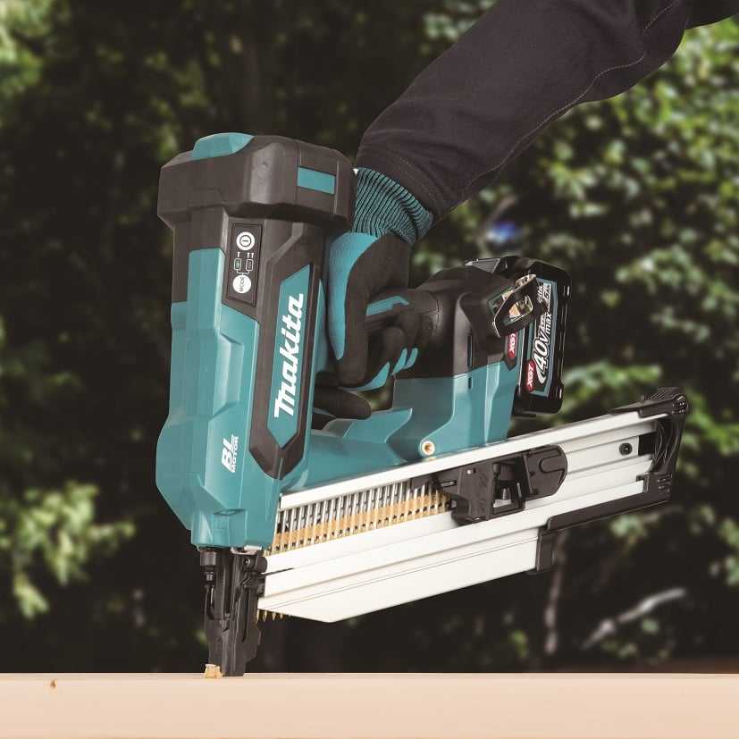 gwoździarka akumuliatorinė do gwoździ 50-90mm, 40V MAX, XGT, Makita [BN002GZ]