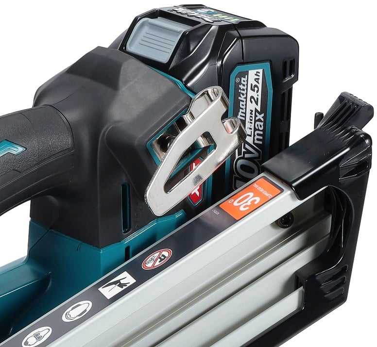 Akumuliatorinė viniakalė MAKITA 40V MAX XGT BN001GZ 34° 50-90mm