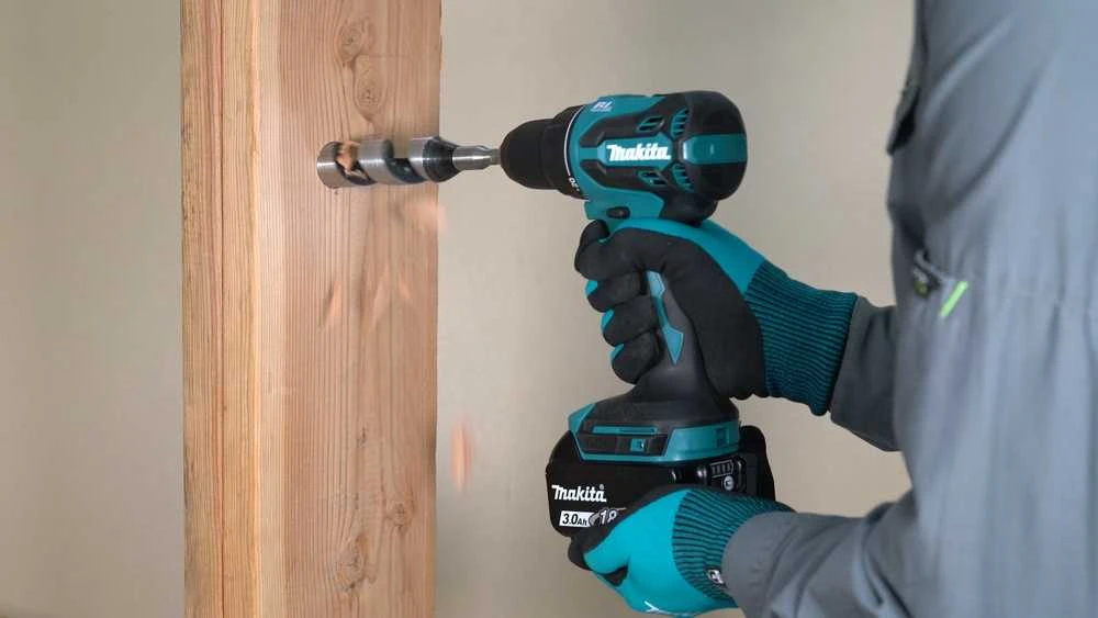 Makita DDF490Z Akumuliatorinis gręžtuvas 18V, BL, 13mm, 65 Nm, Be akumuliatorių ir kroviklio!