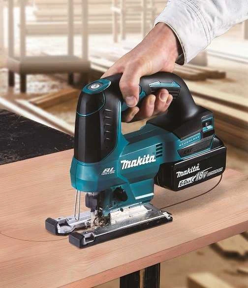 Makita DJV184Z Akumuliatorinis siaurapjūklis 18 V Li-ion, BL-motor, Be akumuliatorių ir kroviklio!