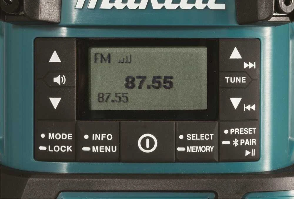 Makita Akumuliatorinis LXT® žibintas / radijas DMR056 14,4V / 18V • 1 000 lx • DAB/DAB+