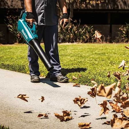 Makita DUB184RT Akumuliatorinis pūstuvas, 18 V, 1x 5.0Ah, DC18RC, Li-ion, BL variklis, 12.7m³/min
