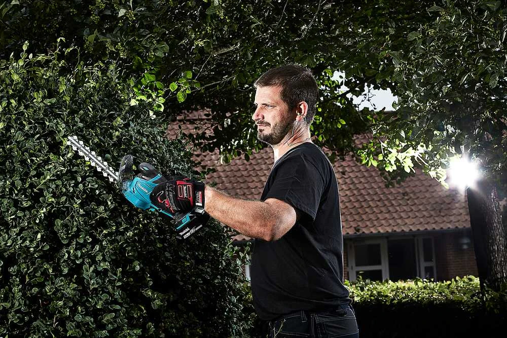 Žolės ir krūmų žirklės Makita DUM604SYX 18 V, 1x1,5 Ah