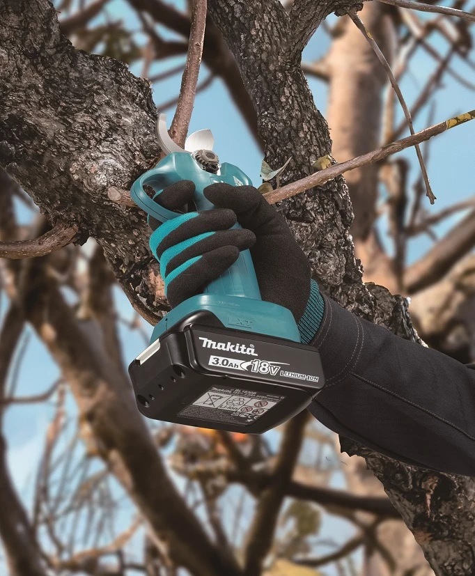 Akumuliatorinis sekatorius MAKITA 18V DUP181Z