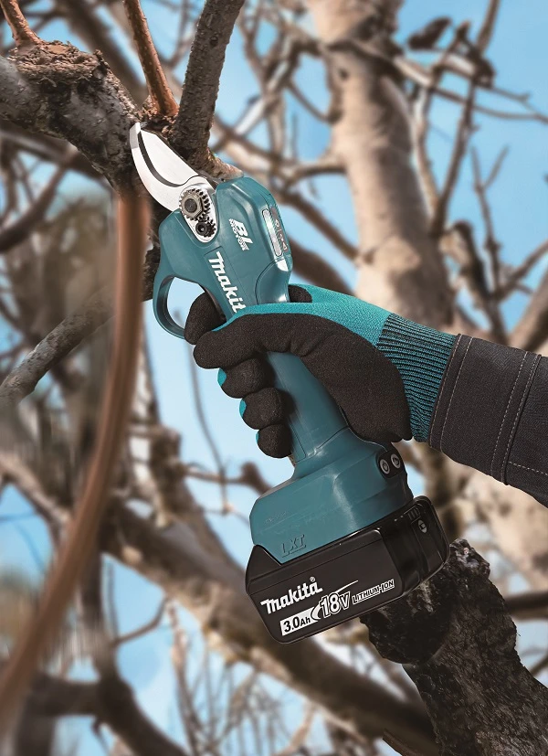 Akumuliatorinis sekatorius MAKITA 18V DUP181Z
