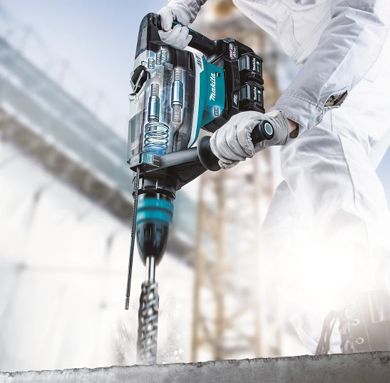 Makita HR006GZ Perforatorius XGT, 40V MAX x2 (80V MAX), SDS-MAX, 21,4 J, 52mm; 12,9kg, bešepetėlinis variklis, AVT, AFT, AWS (be AWS lusto); XPT; "Z" versija - komplektuojamas be akumuliatoriaus ir kroviklio