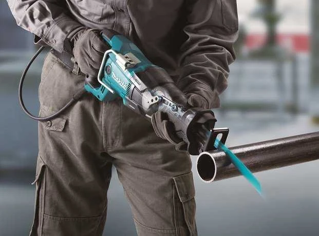 Tiesinis pjūklas Makita JR3061T