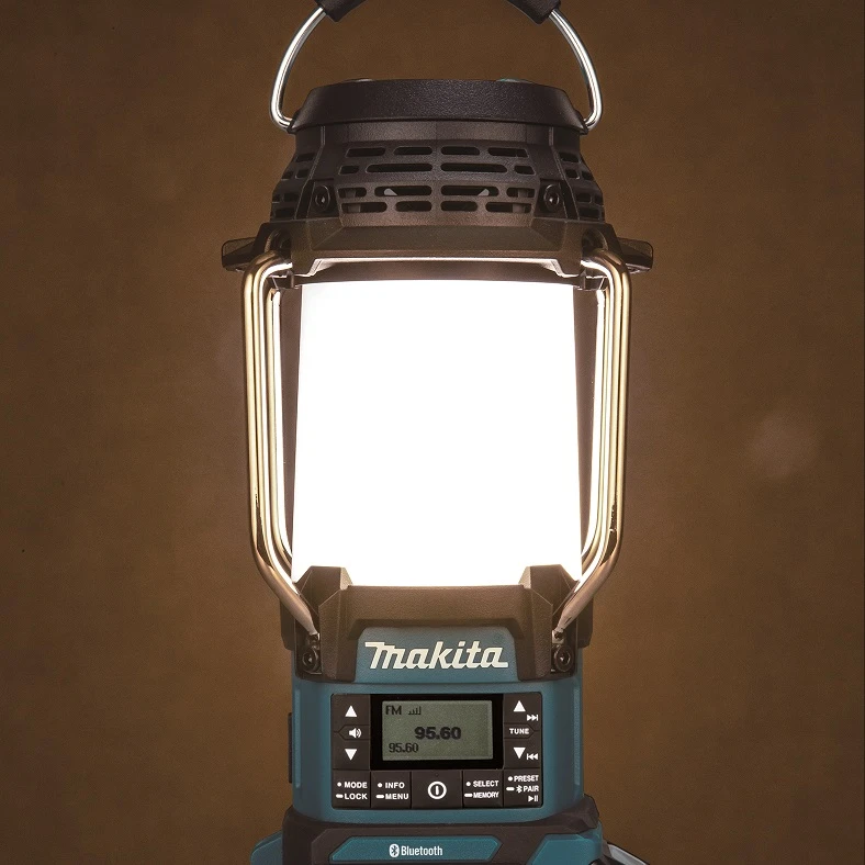 Makita Akumuliatorinis XGT® žibintas / radijas MR009G 40V • 1000lx • DAB/DAB+
