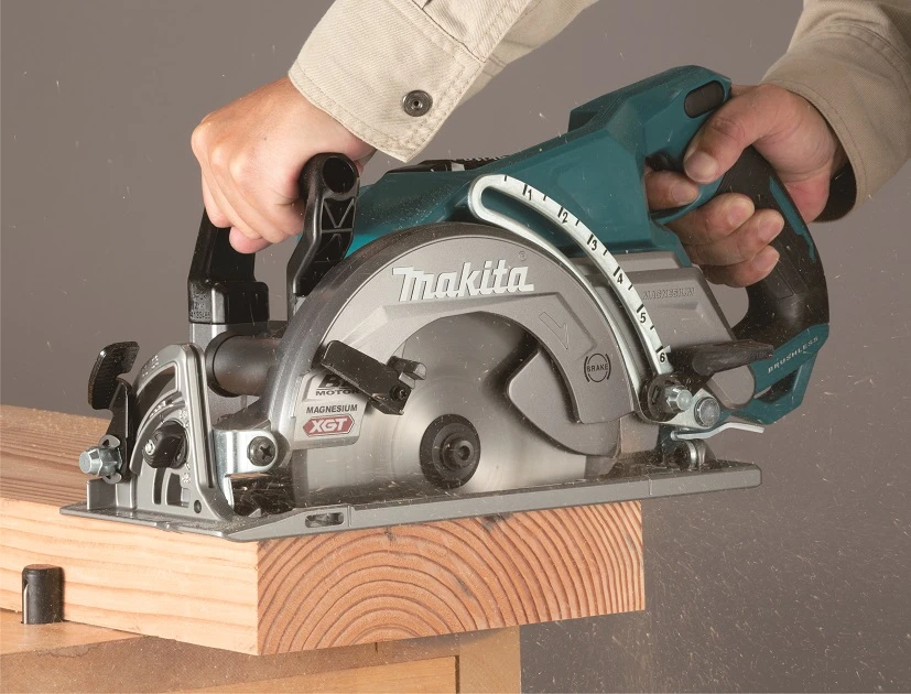 Makita RS001GZ Rankinis diskinis pjūklas, XGT, ø185x30mm, 65mm, AWS, bešepetėlinis variklis, "Z" versija - komplektuojamas be akumuliatoriaus ir kroviklio