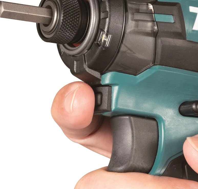 Makita TD002GZ01 Smūginis suktuvas XGT, 1/4", 220Nm, bešepetėlinis variklis, "Z" versija - komplektuojamas be akumuliatoriaus ir kroviklio