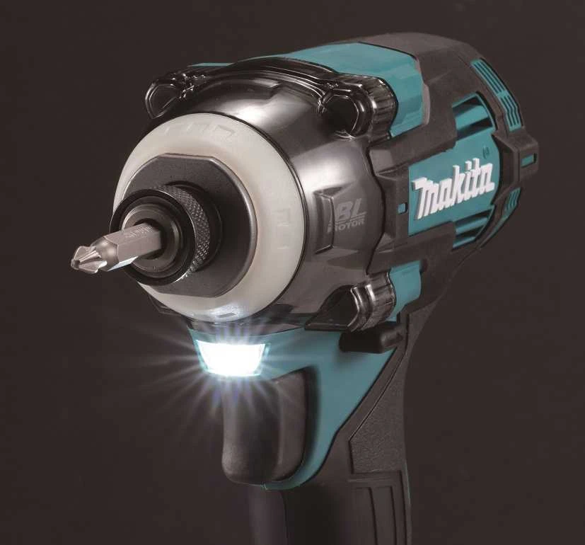 Makita TD004GZ Smūginis suktuvas XGT, 1/4", 230Nm, bešepetėlinis variklis, "Z" versija - komplektuojamas be akumuliatoriaus ir kroviklio