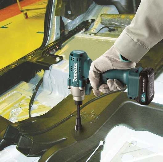 Makita smūginis suktuvas TD112DMZ 12V 135Nm be akumuliatoriaus ir kroviklio
