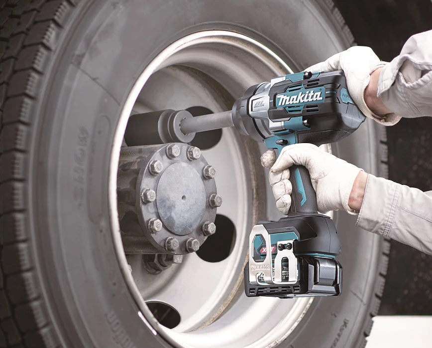 Makita TW011GZ Smūginis veržliasukis XGT, 3/4" ilgas, 1500Nm, 2xLED, bešepetėlinis variklis, "Z" versija - komplektuojamas be akumuliatoriaus ir kroviklio