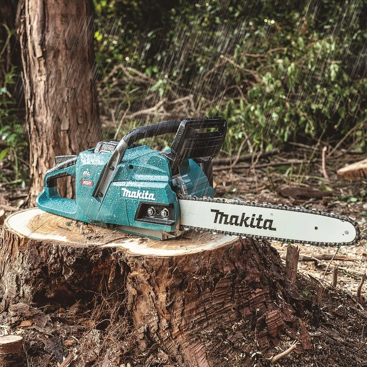 Makita UC011GZ Akumuliatorinis grandininis pjūklas, 40Vmax XGT, BL-motor 350mm, 25.5 m/s. Be akumuliatorių ir kroviklio!