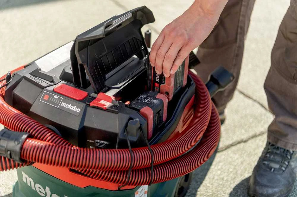 METABO Dulkių siurblys AS 36-18 L 20 PC-CC CARCASS 2x18V Z RĘCZNYM CZYSZCZENIEM FILTRA