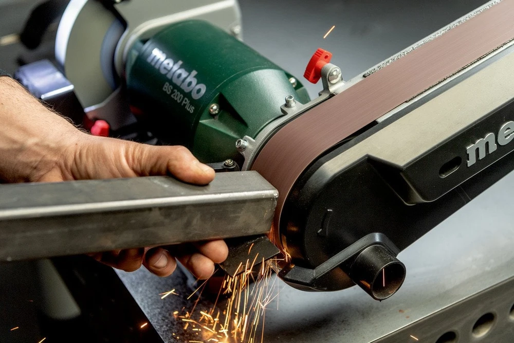 Elektrinis galąstuvas BS 200 Plus su šlifavimo juosta, Metabo