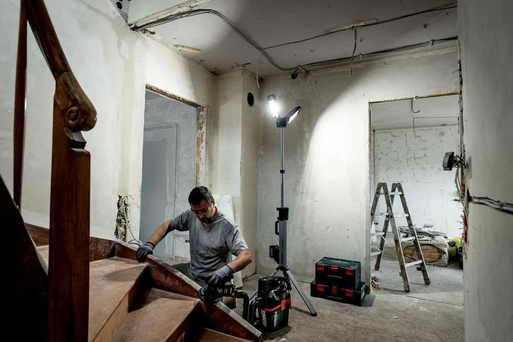 Kilnojamas LED šviestuvas Metabo BSA 18 LED 5000 DUO-S; 18 V (be akumuliatoriaus ir pakrovėjo)