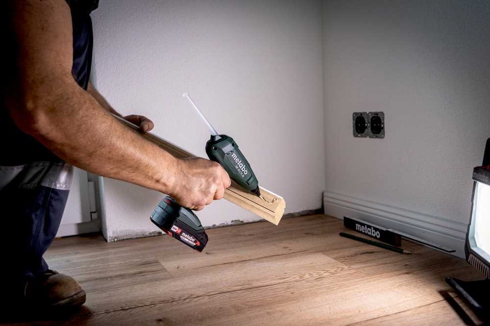 Klijų pistoletas Metabo HK 18 LTX 20; 18 V (be akumuliatoriaus ir pakrovėjo)