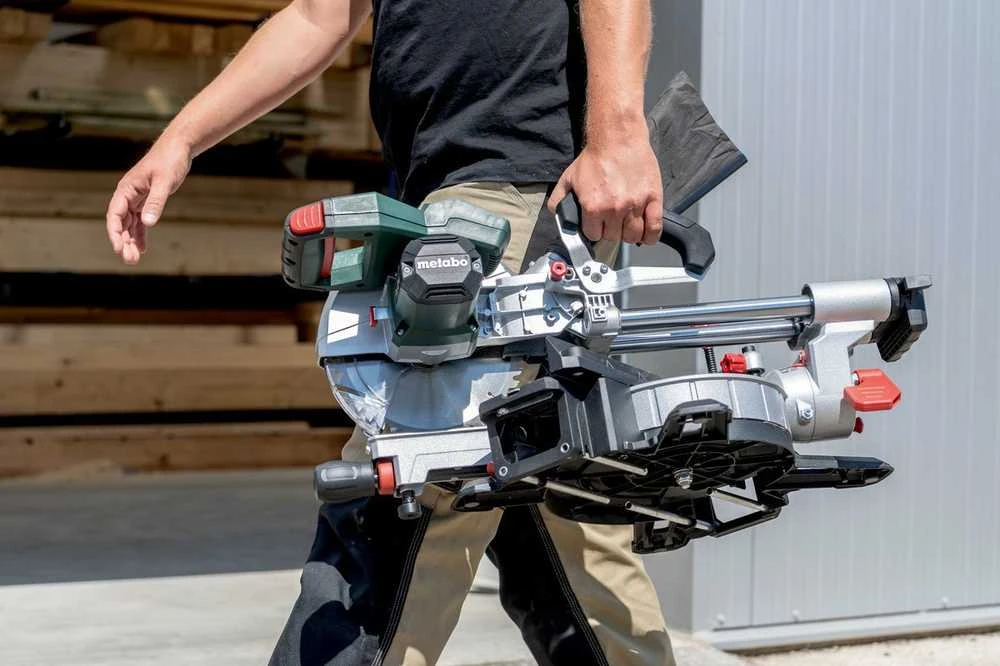 Pjūklas Metabo KGS 18 LTX BL 216