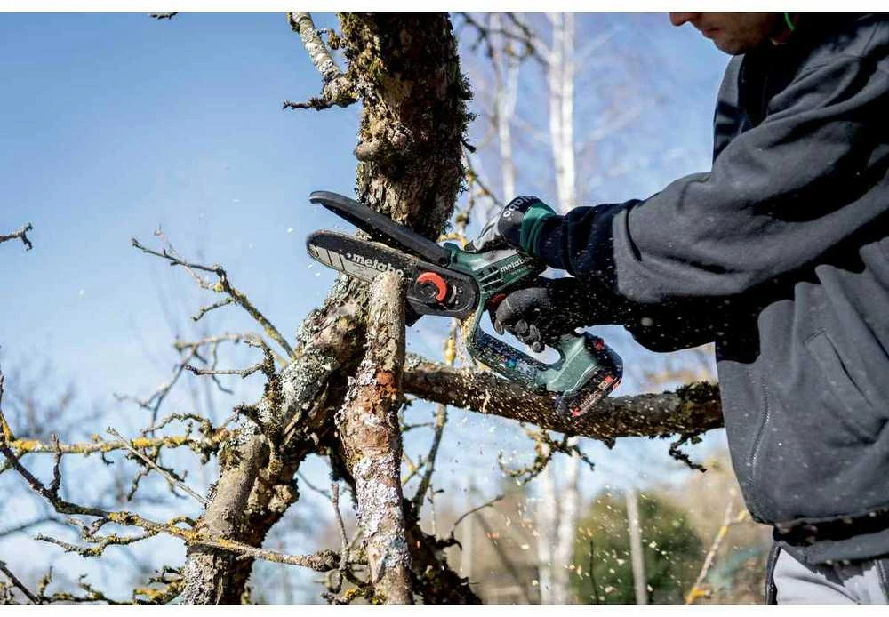 Šakų genėjimo grandininis pjūklas Metabo MS 18 LTX 15; 18 V; 1x2,0 Ah akum.; 15 cm juosta