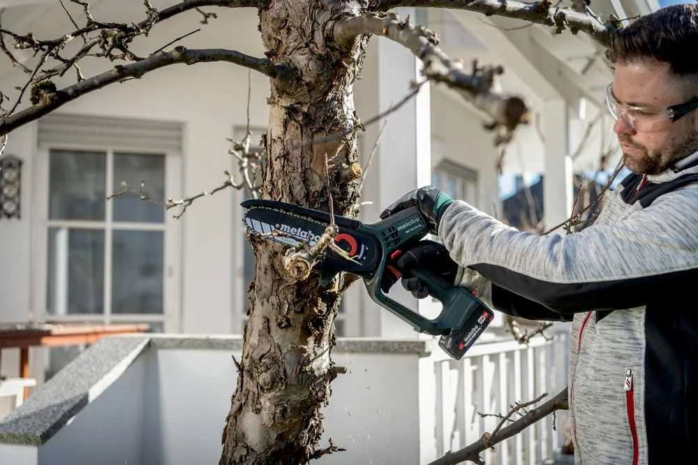 Šakų genėjimo grandininis pjūklas Metabo MS 18 LTX 15; 18 V; 15 cm juosta (be akumuliatoriaus ir pakrovėjo)