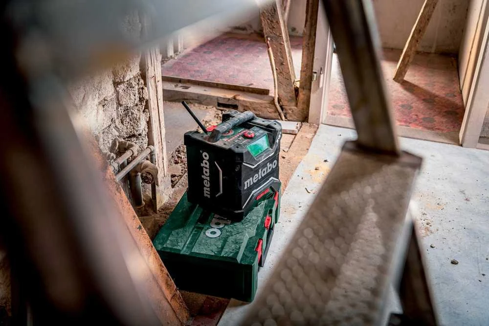 Radijo imtuvas - kroviklis Metabo RC 12-18 32W BT DAB+