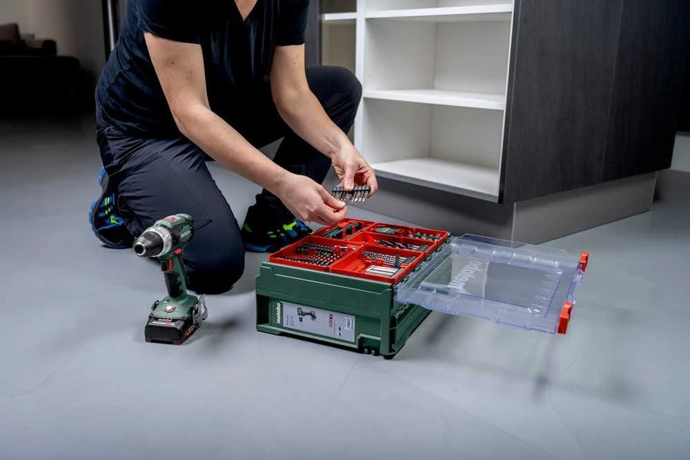 METABO suktuvas UD.SB 18 SET 2x2,0Ah +74 ACC WALIZKA