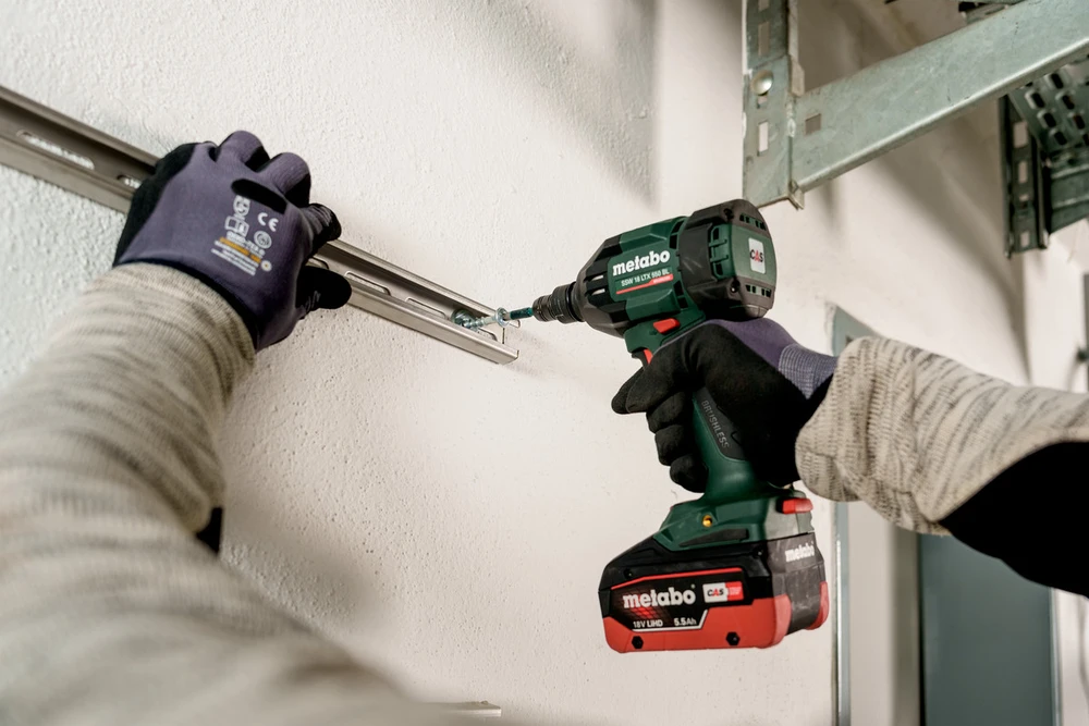 Smūginis suktuvas Metabo SSW 18 LTX 550 BL; 18 V; 1/2'' (be akumuliatoriaus ir pakrovėjo)