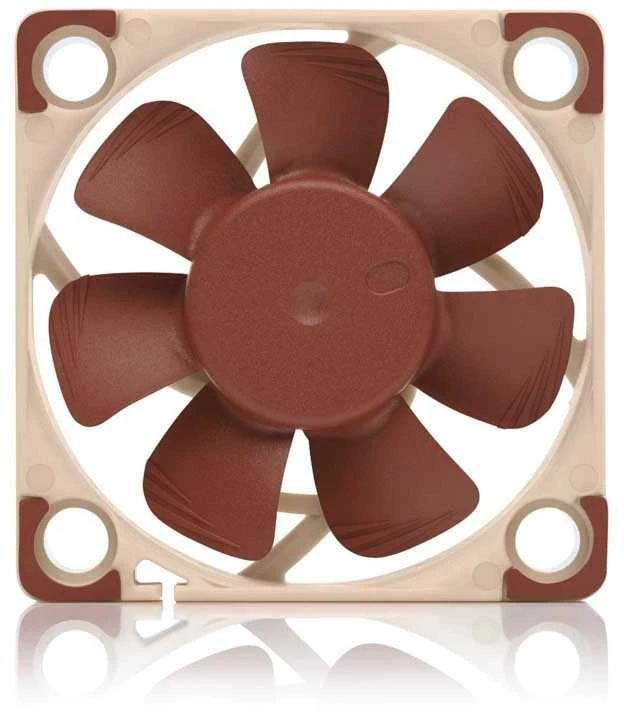 Noctua 40mm ventiliatorius su rudais sparneliais