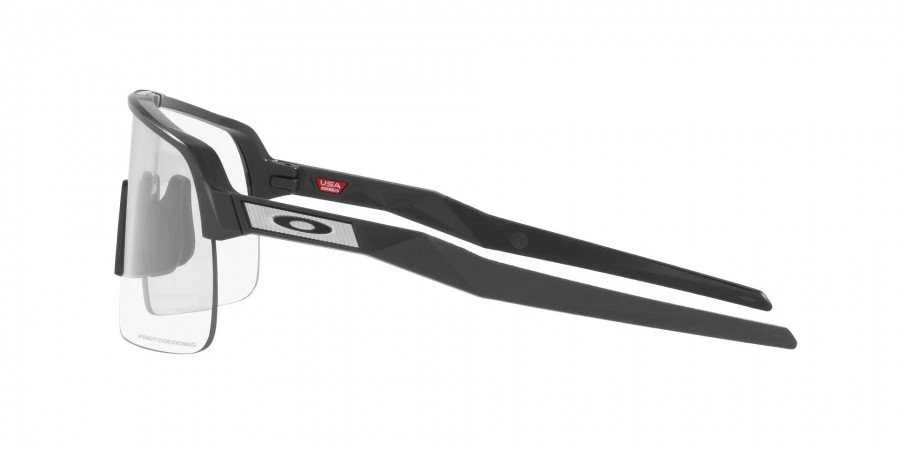 OAKLEY Sutro Lite Matte Carbon/Clear To Juodas Iridium Photochromic sportiniai saulės akiniai