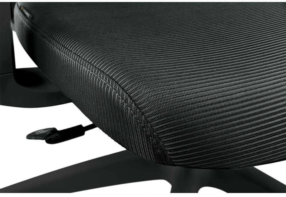 Yenkee YGC 500BK kėdės sėdynės tinklelio detalės