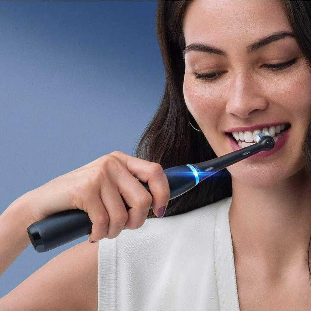 Elektrinis dantų šepetėlis Oral-B iO8, juodas