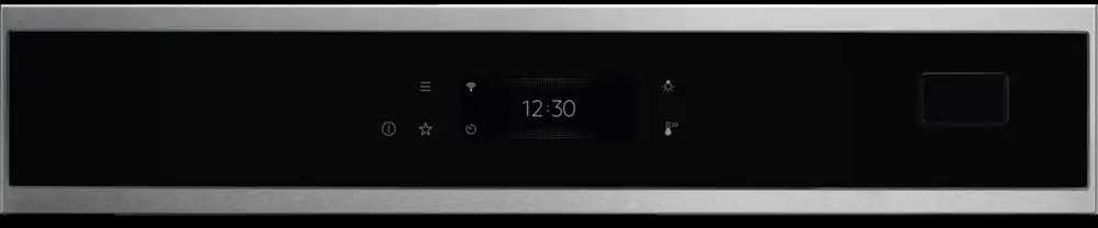 70 litrų talpos įmontuojama garinė orkaitė Electrolux EOB8S39WX