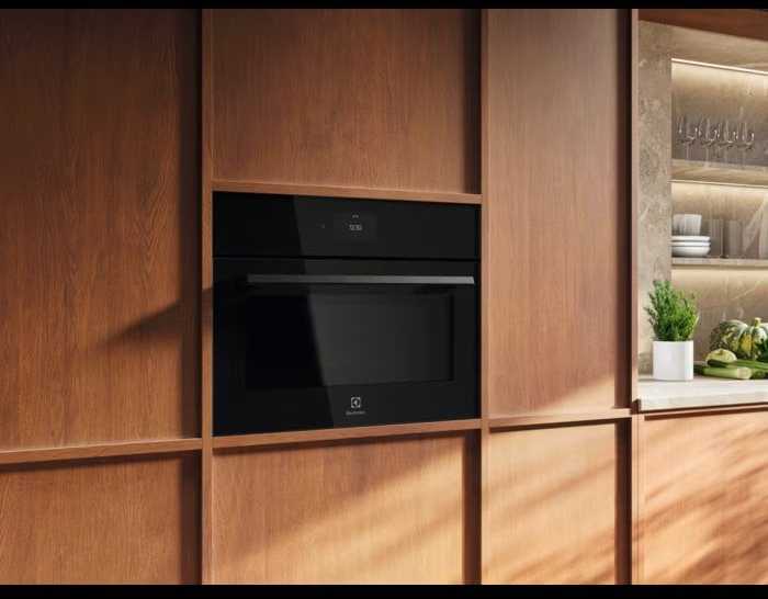 Orkaitė Electrolux LVM9E2XZ