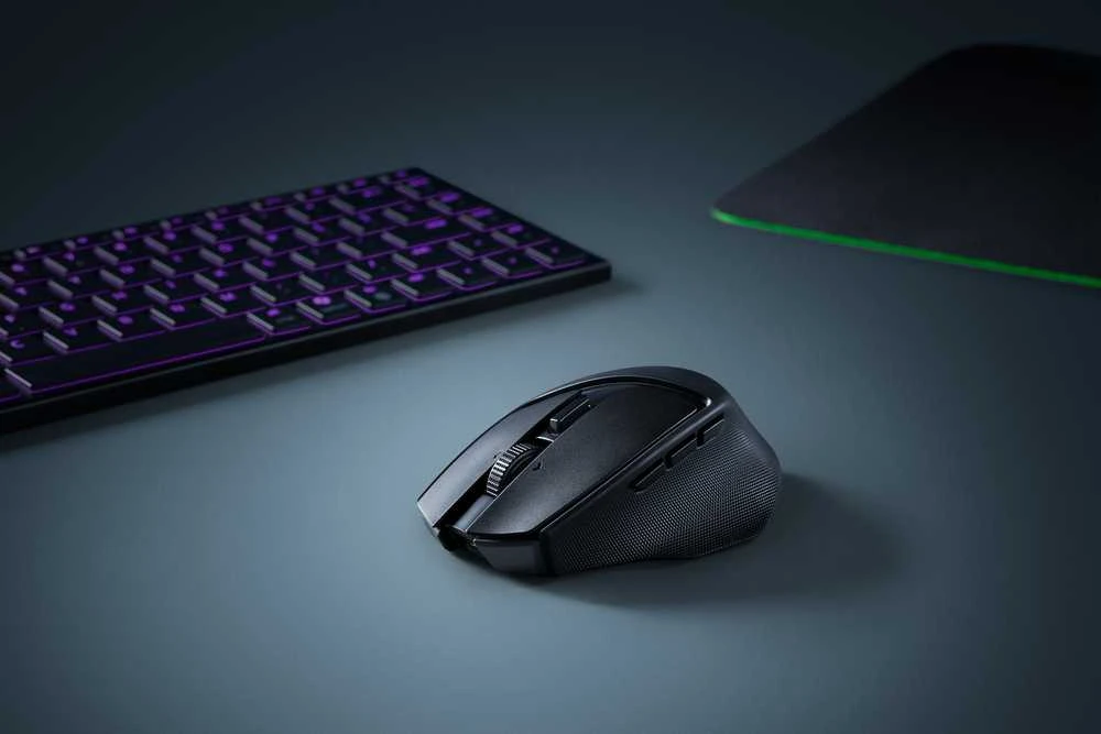 Pelė Myszka žaidimams Razer Basilisk belaidė 18000 dpi optinė juoda