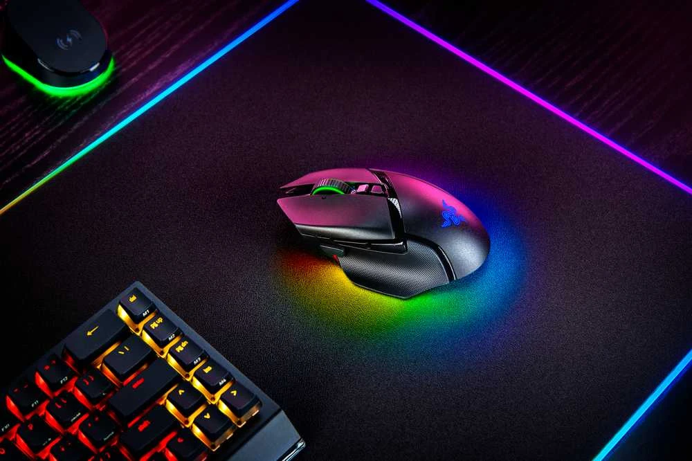 Belaidė žaidimų pelė Razer Basilisk V3 Pro, Juodos spalvos