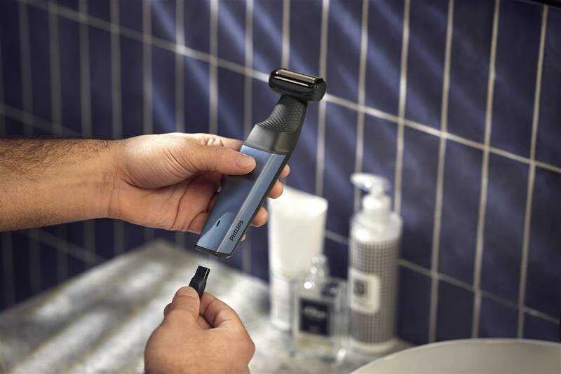 Plaukų skutimo mašinėlė visam kūnui Philips BG3027/05, belaidė, atspari vandeniui, Juodos ir mėlynos spalvos