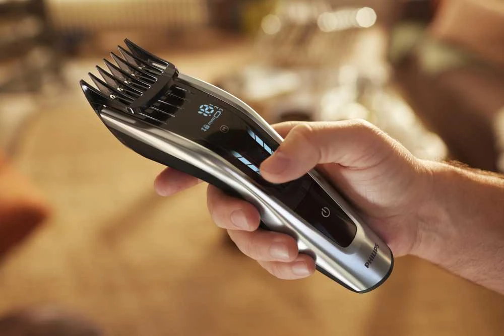 „Philips“ serijos 9000 plaukų kirpimo mašinėlė HC9450/15, titano peiliukai, 400 ilgio nustatymų, 120 min. veikia be laido / 1 val. įkrovimas