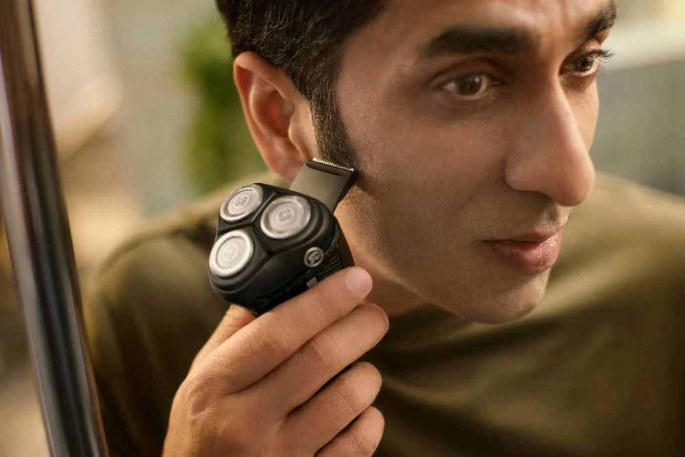 Drėgnojo ir sausojo skutimo elektrinė barzdaskutė Philips Shaver 3000 Series S3143/00