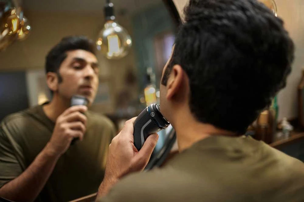 Drėgnojo ir sausojo skutimo elektrinė barzdaskutė Philips Shaver 3000 Series S3143/00